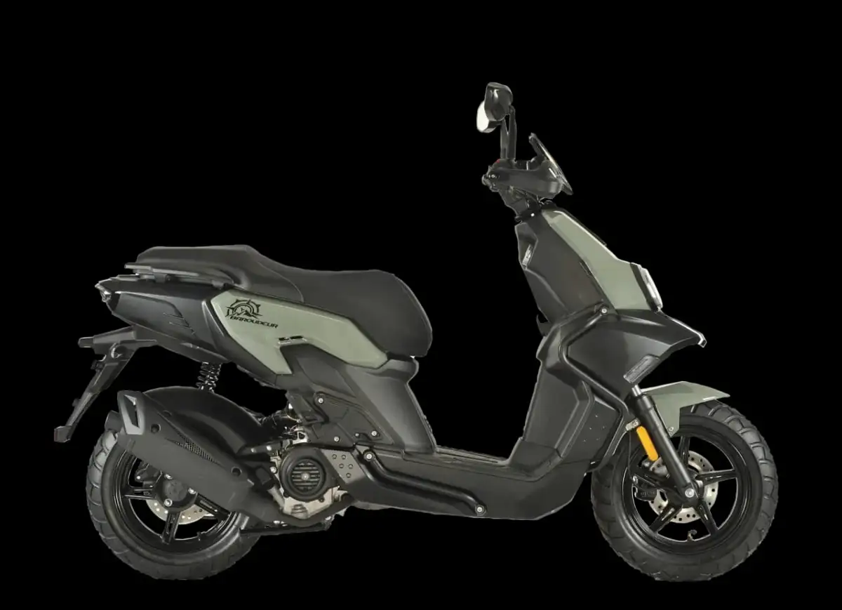 TNT MOTOR ESCAPE BAROUDEUR-Aventurier urbain par excellence