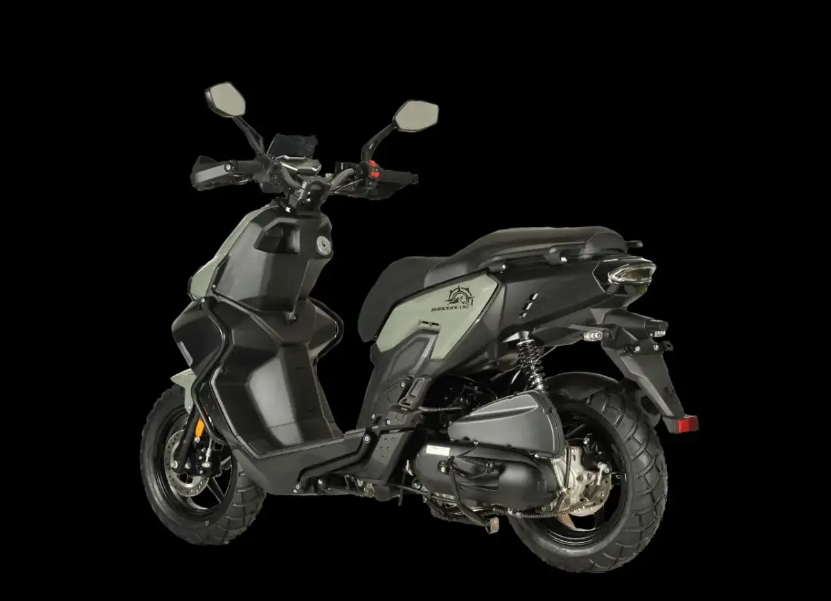 TNT MOTOR ESCAPE BAROUDEUR-Aventurier urbain par excellence